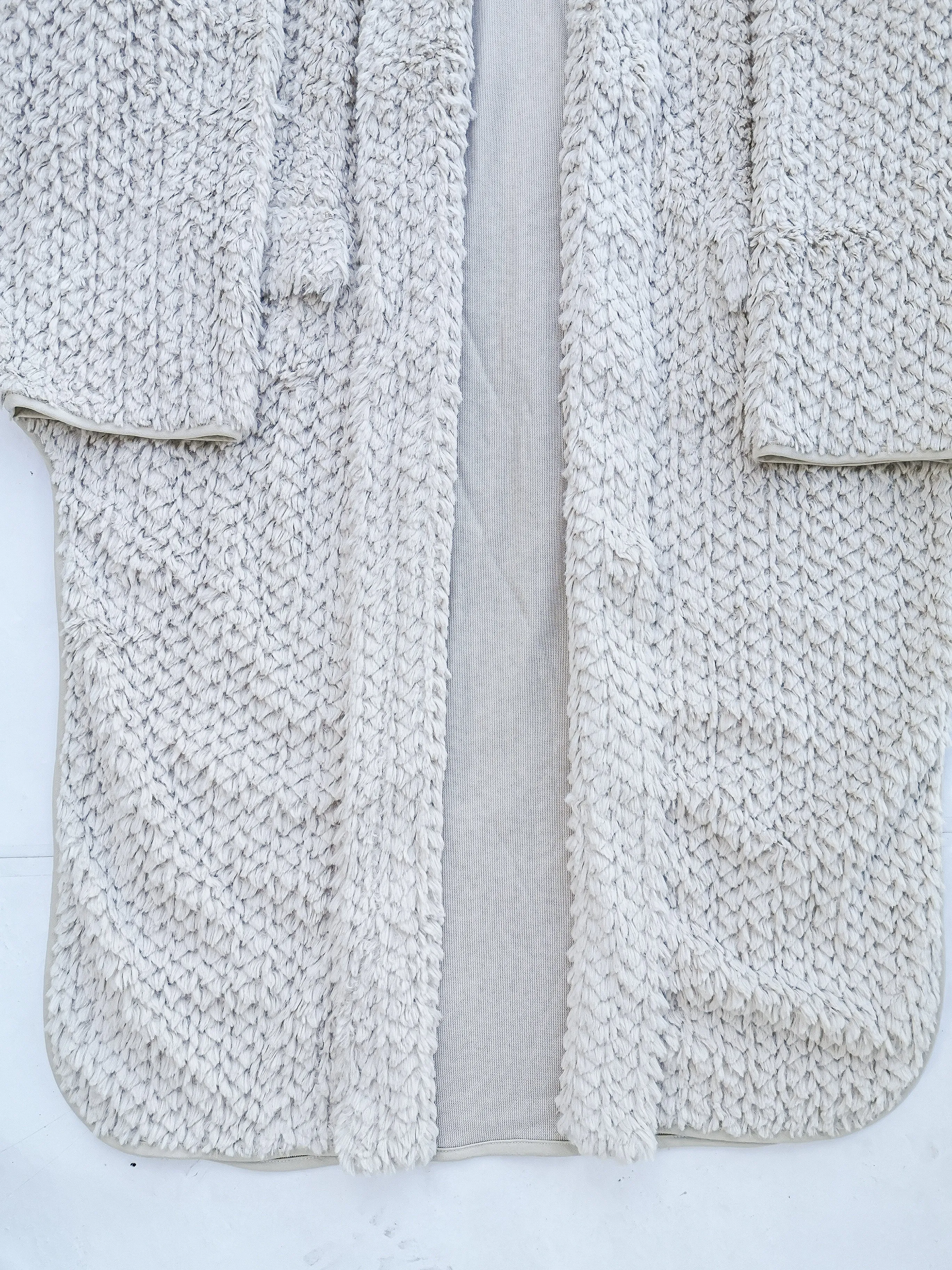 CARDIGAN - FAUX RHOMB FUR beige