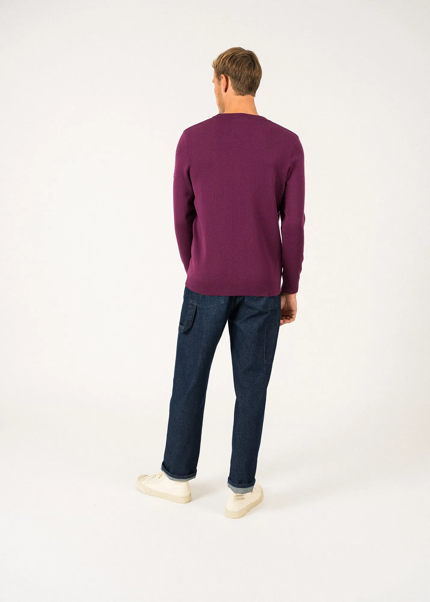 Cruiser round neck jumper - in soft wool (PRUNE)