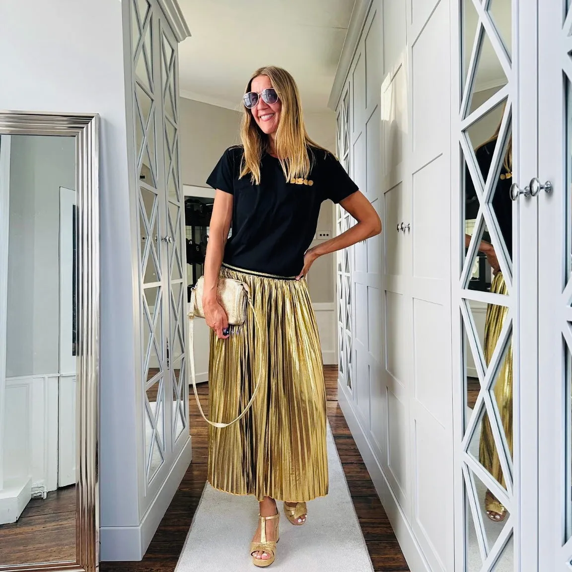 Metallic Pleated Skirt Gold