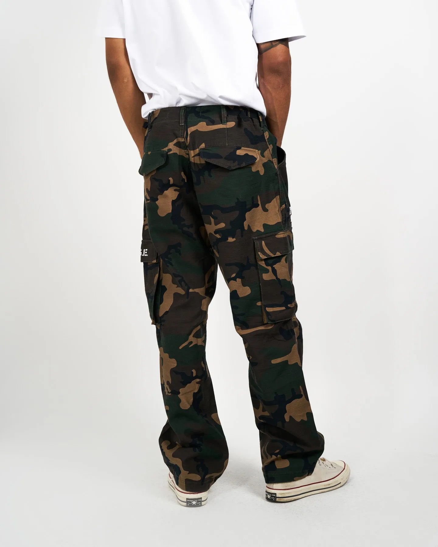 SKULL CAMO CARGO PANTS