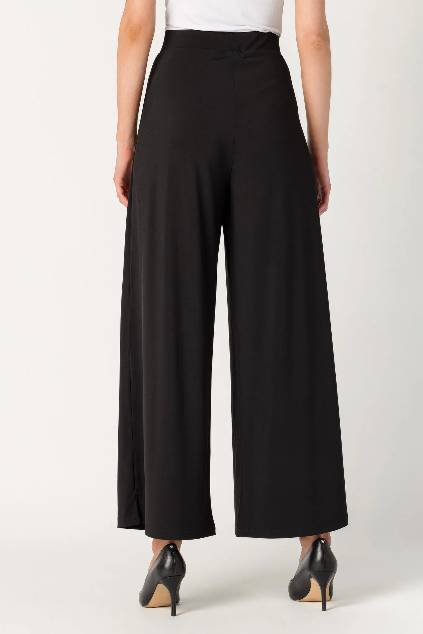 Wide-Leg Pant