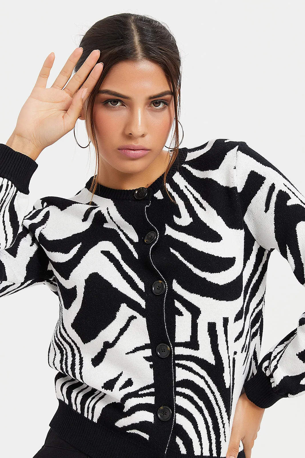 Women Black And White Printed Cardigan